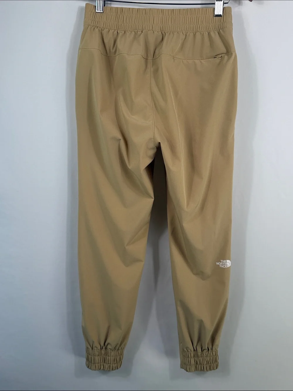The North Face Khaki/Tan Lightweight Jogger Pants. Womens Size Small. Pockets